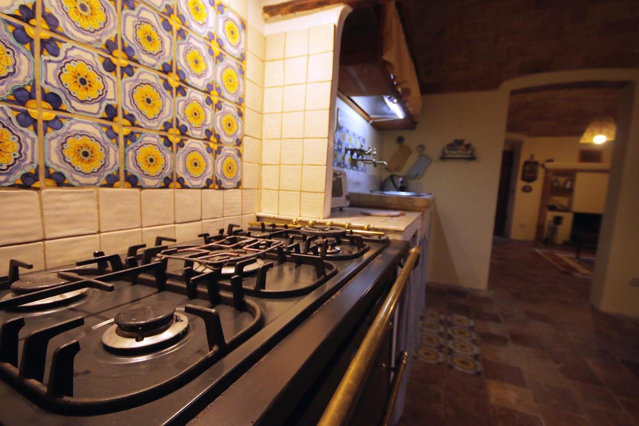 Hotel Al Casolare Ofena Esterno foto