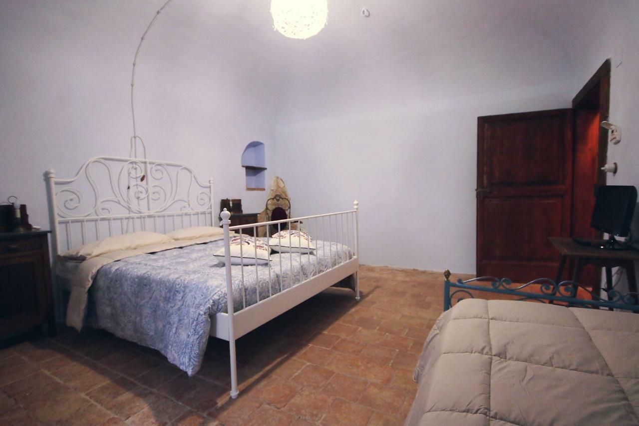 Hotel Al Casolare Ofena Esterno foto